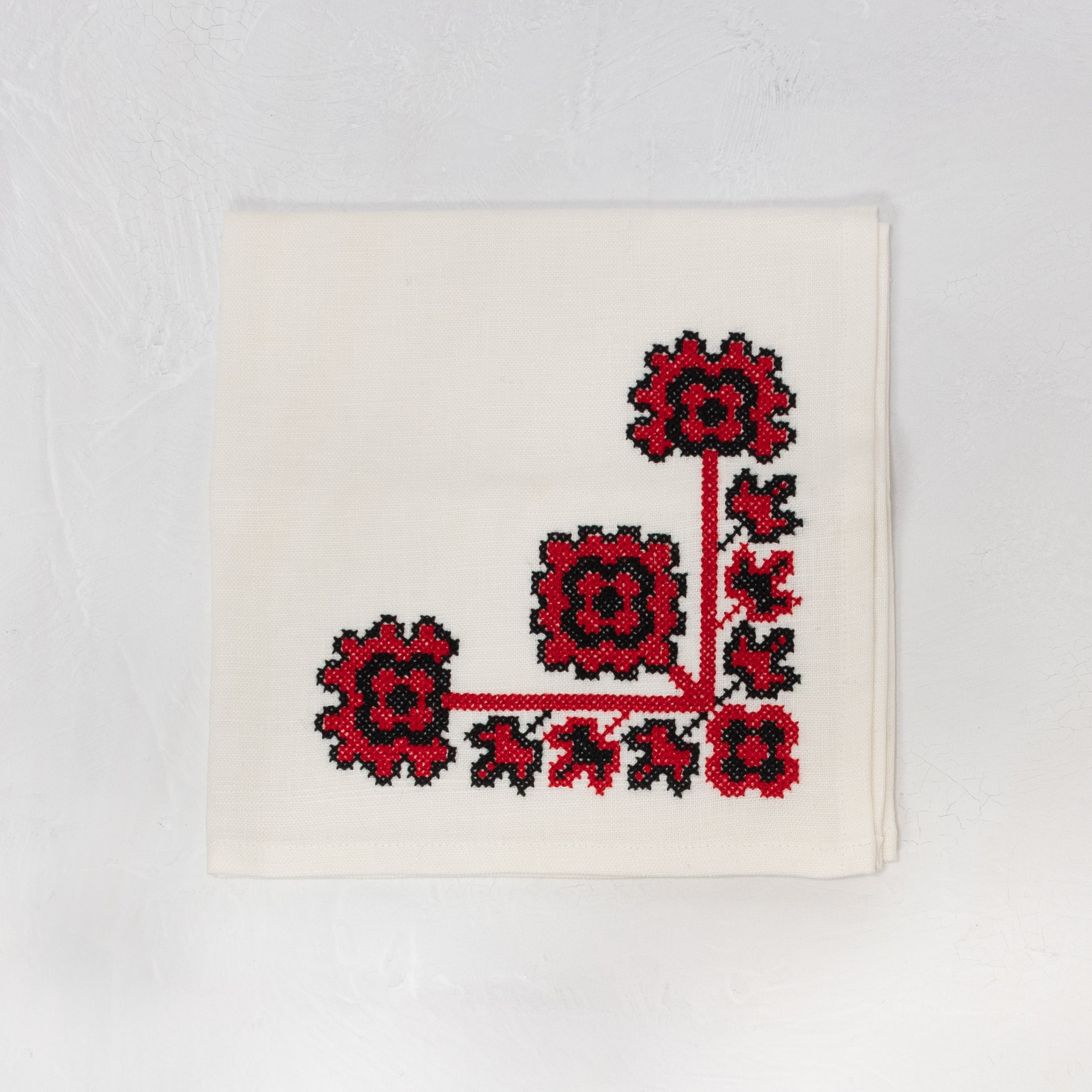 Floral Embroidered Linen Napkins (Set of 4)