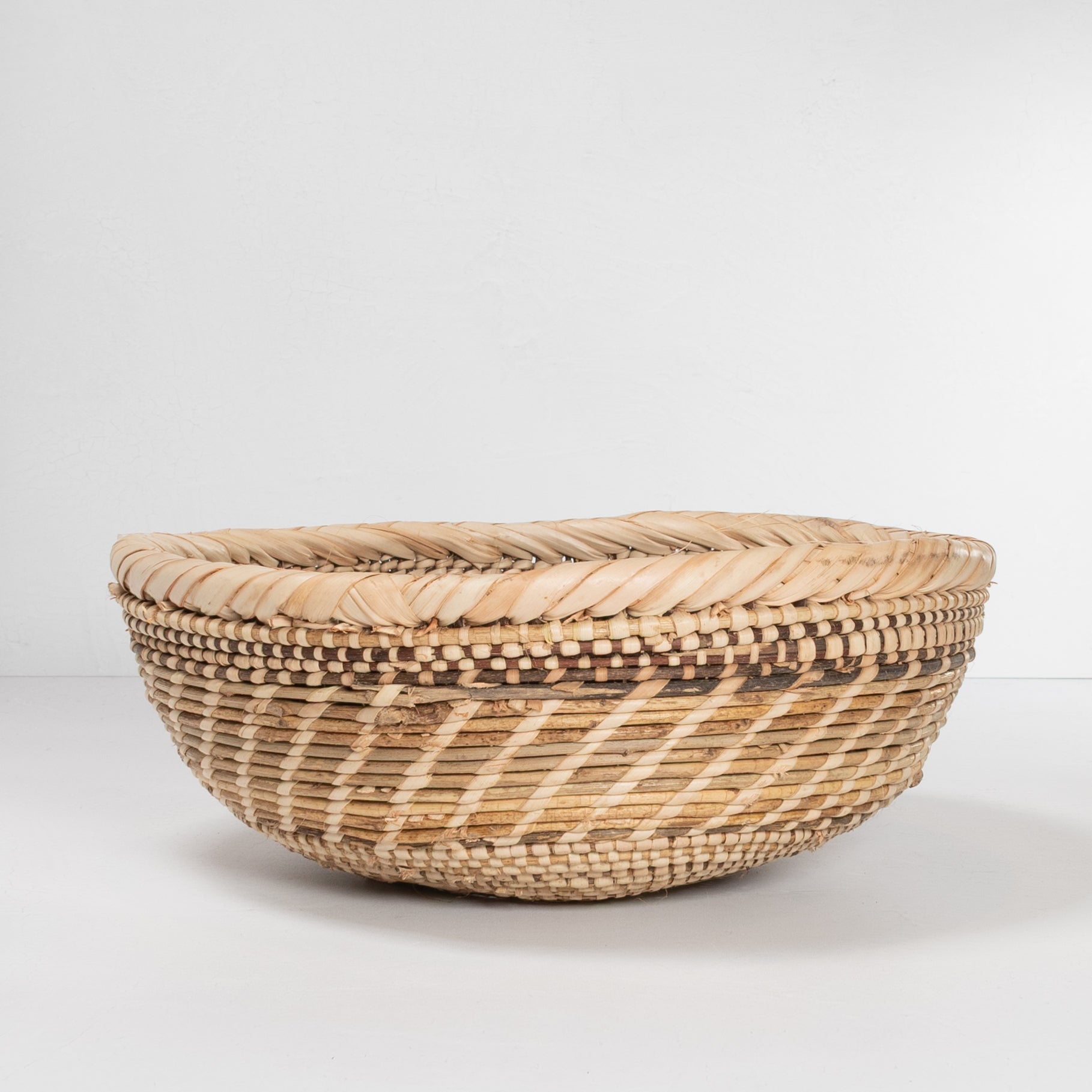 Handwoven Wicker Bowl - Sunray