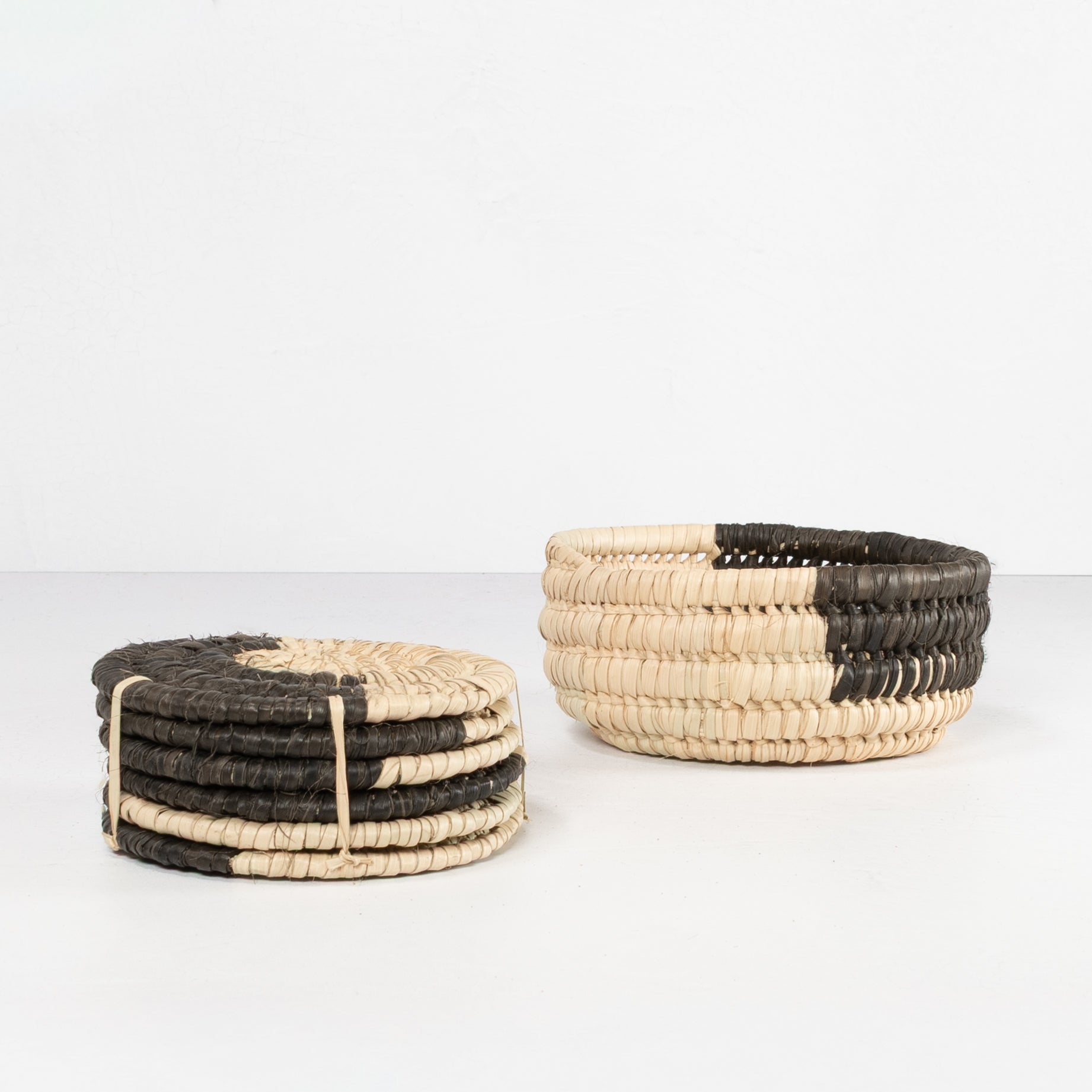 Handwoven Coaster Set - Natural & Black (Set of 6 with Basket)
