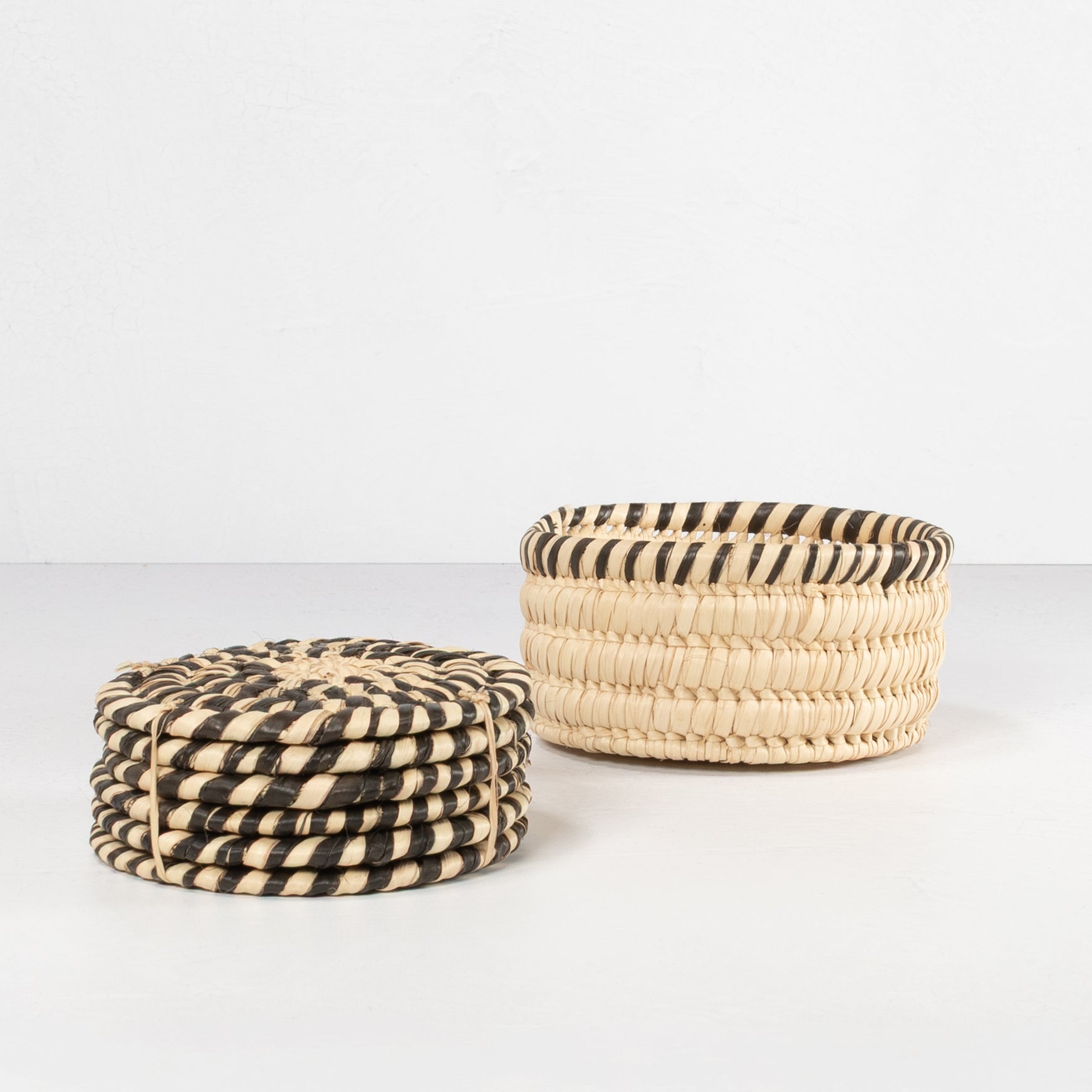 Handwoven Coaster Set - Natural & Black (Set of 6 with Basket)